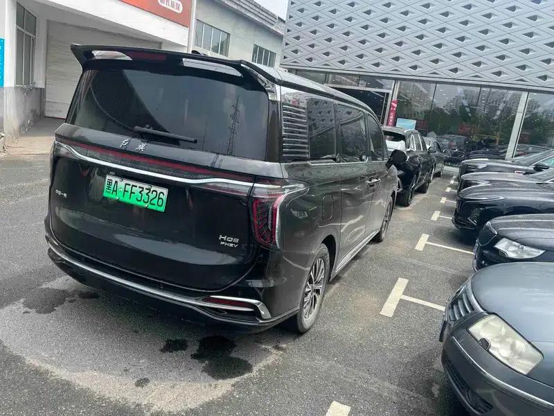Hongqi HQ9 PHEV 2024 AWD Luxury Edition — миниатюра 7