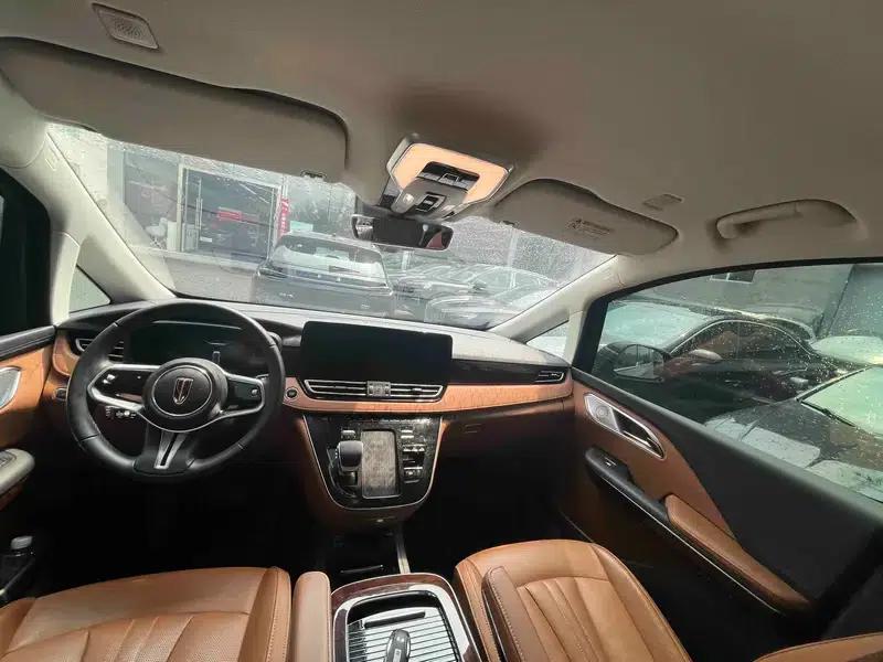 Hongqi HQ9 PHEV 2024 AWD Luxury Edition — миниатюра 8