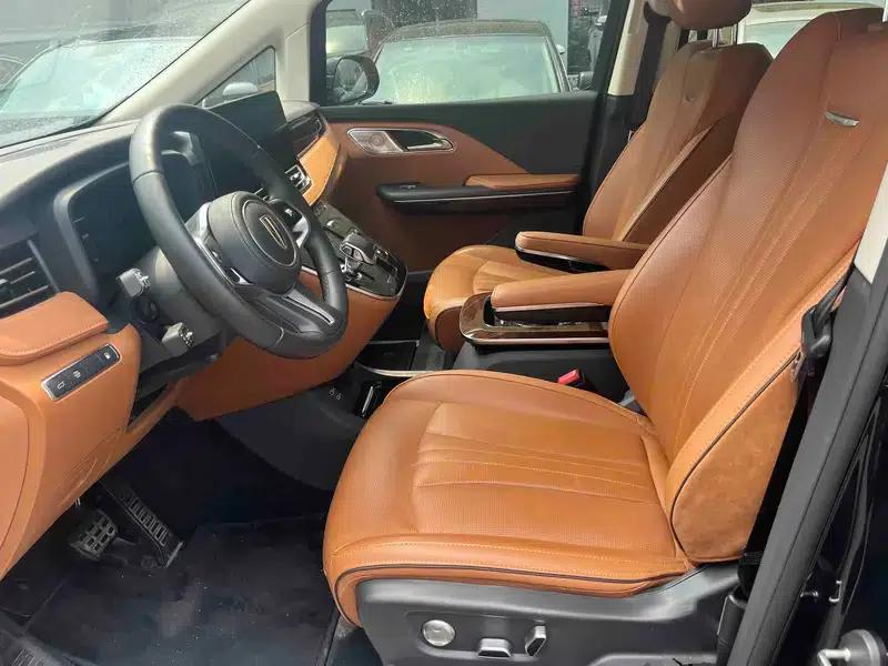 Hongqi HQ9 PHEV 2024 AWD Luxury Edition — миниатюра 10