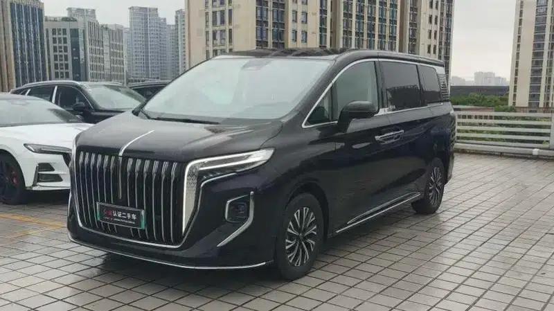 Hongqi HQ9 PHEV 2024 AWD Luxury Edition — миниатюра 1