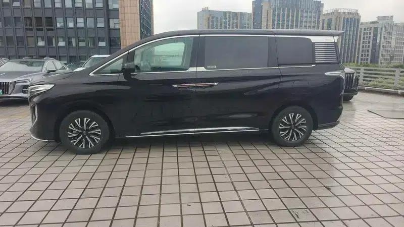 Hongqi HQ9 PHEV 2024 AWD Luxury Edition — миниатюра 4