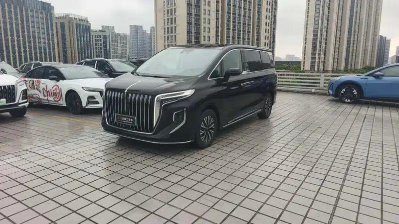 Hongqi HQ9 PHEV 2024 AWD Luxury Edition — миниатюра 9