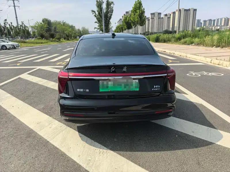 Hongqi H5 PHEV 2025 Model 170 Super Hybrid — миниатюра 5