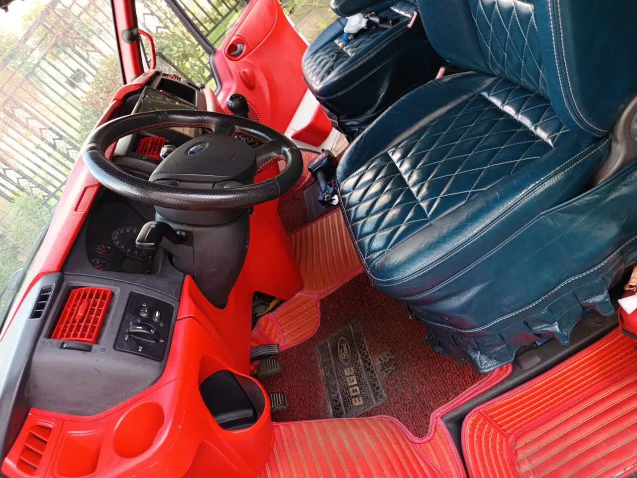 Ford Transit Custom Ford New-Generation Transit V348 Long-Wheelbase High-Roof 2.2T Diesel–Converted Class B Motorhome — миниатюра 15