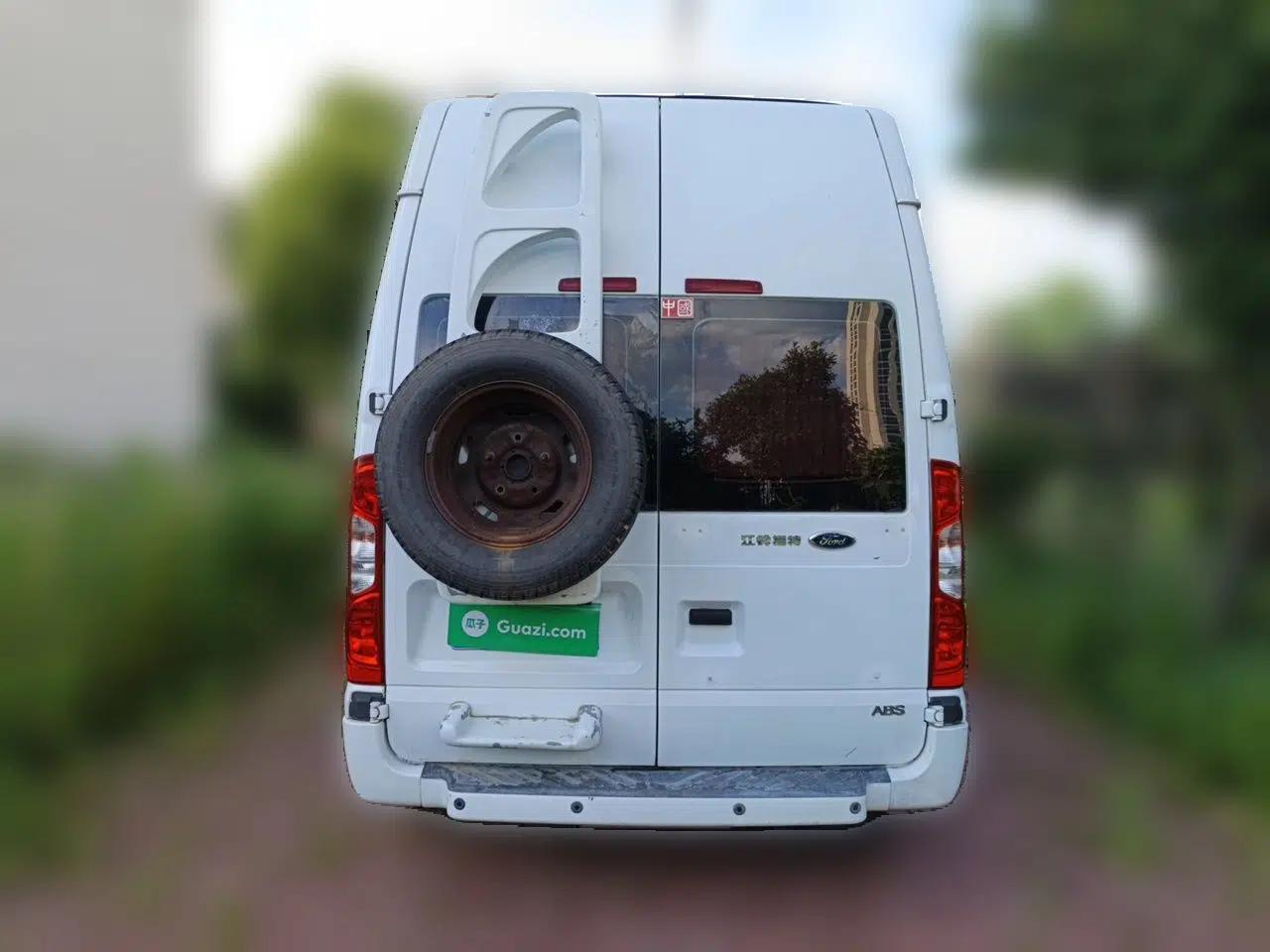 Ford Transit Custom Ford New-Generation Transit V348 Long-Wheelbase High-Roof 2.2T Diesel–Converted Class B Motorhome — миниатюра 5
