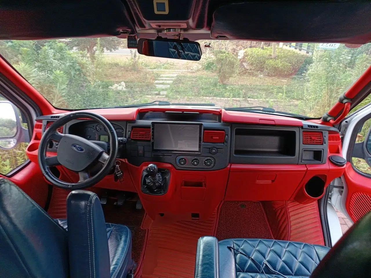 Ford Transit Custom Ford New-Generation Transit V348 Long-Wheelbase High-Roof 2.2T Diesel–Converted Class B Motorhome — миниатюра 9