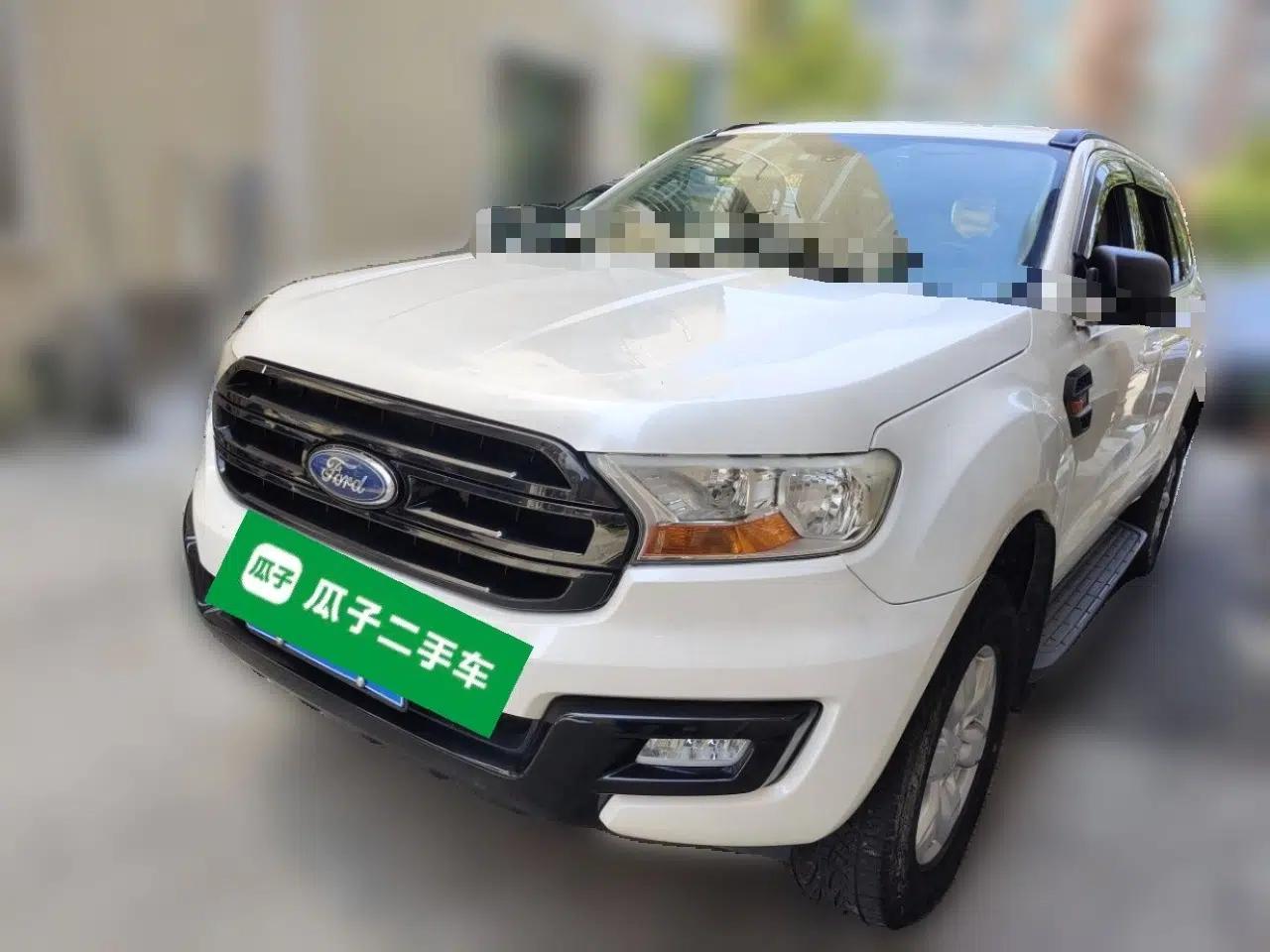 Ford Everest 2016 2.0T Gasoline Automatic 4x4 Elite Edition — миниатюра 1