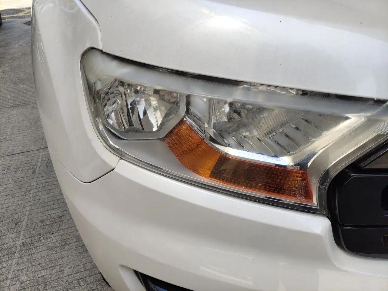 Ford Everest 2016 2.0T Gasoline Automatic 4x4 Elite Edition — миниатюра 7