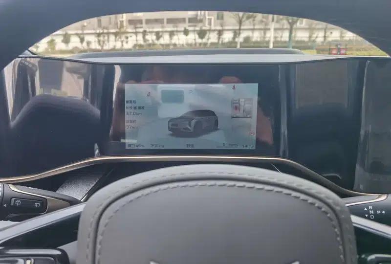 Hongqi Tiangong 08 2025 Model 605 Rear-Wheel Drive Pioneer Edition — миниатюра 6