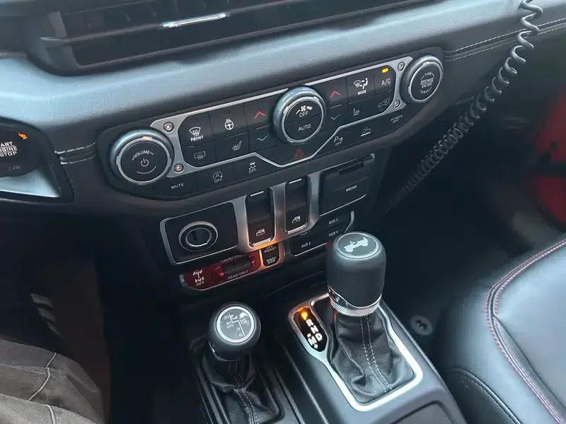 2024 Jeep Wrangler 2.0T Rubicon 2-Door — миниатюра 16