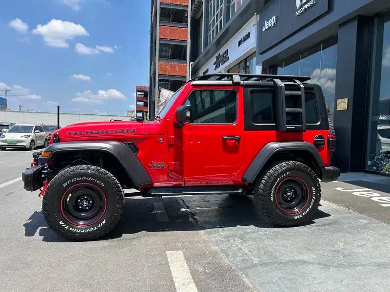 2024 Jeep Wrangler 2.0T Rubicon 2-Door — миниатюра 3