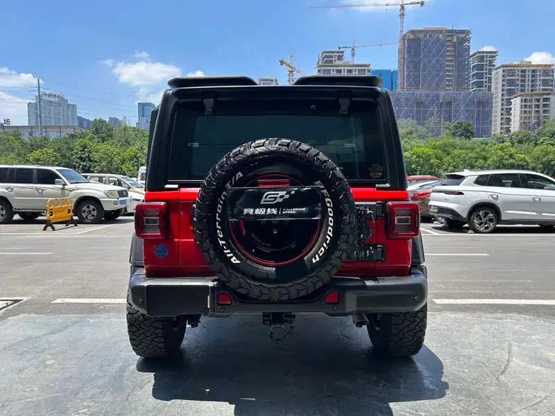 2024 Jeep Wrangler 2.0T Rubicon 2-Door — миниатюра 5