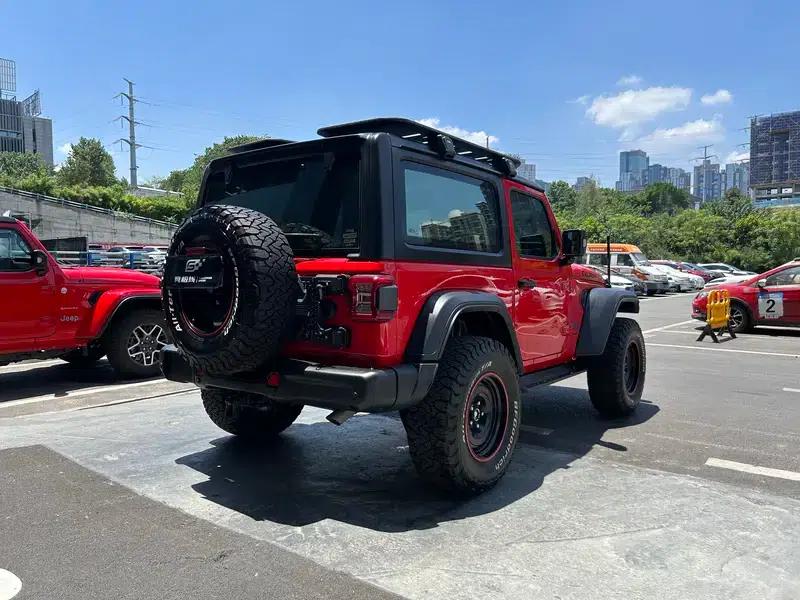 2024 Jeep Wrangler 2.0T Rubicon 2-Door — миниатюра 6
