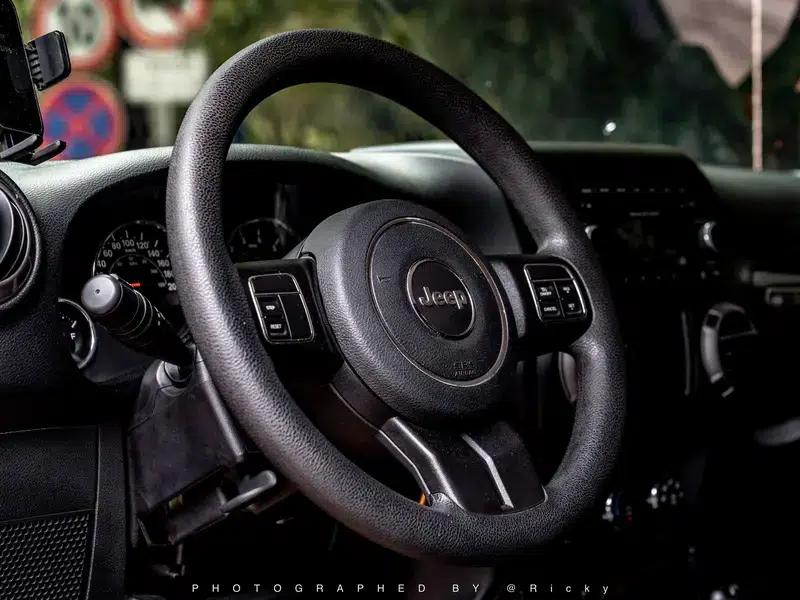 Jeep Wrangler 2016 3.6L Automatic 4WD 4-seater Parallel Import — миниатюра 8