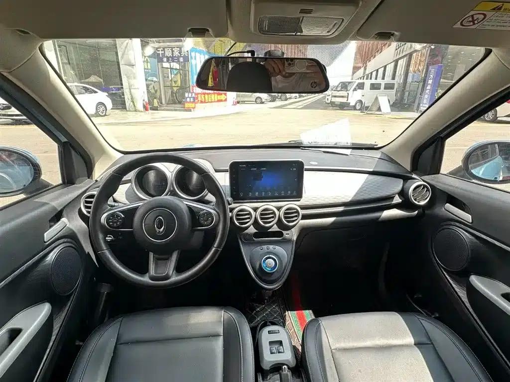 ORA Black Cat 2019 Model 351km Family Edition — миниатюра 10