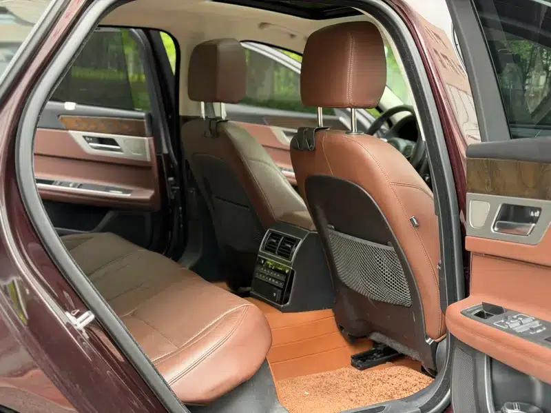 Jaguar XFL 2020 2.0T P250 AWD Premium Edition — миниатюра 9