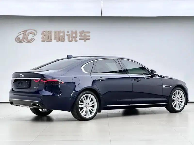 Jaguar XFL 2020 2.0T P250 AWD Premium Edition — миниатюра 5