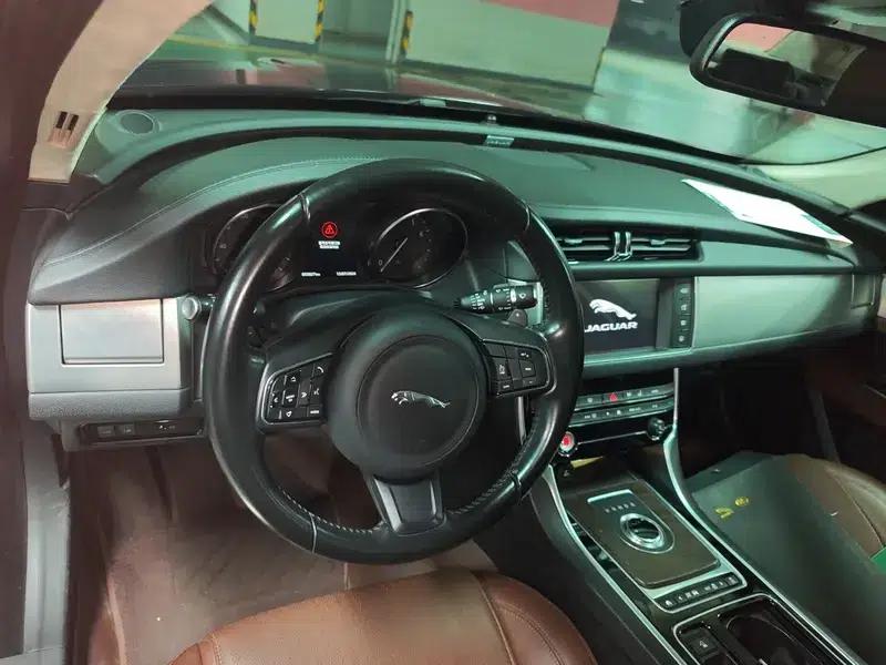 2017 Jaguar XFL 2.0T 200PS Luxury Edition — миниатюра 11