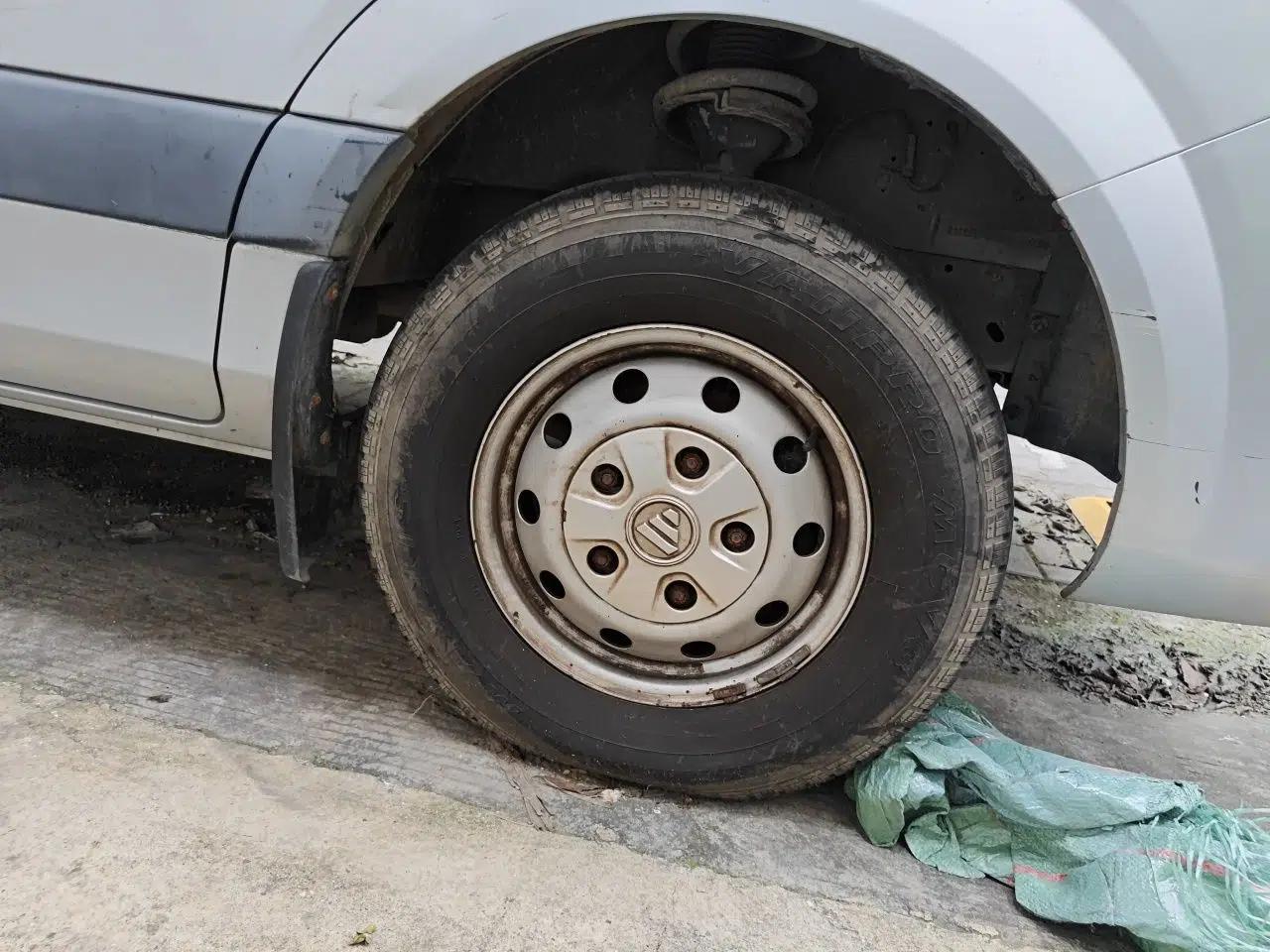 Foton Toano 2019 2.5T E7 (5.6 meters) 6-seater 4J25TC3 — миниатюра 8