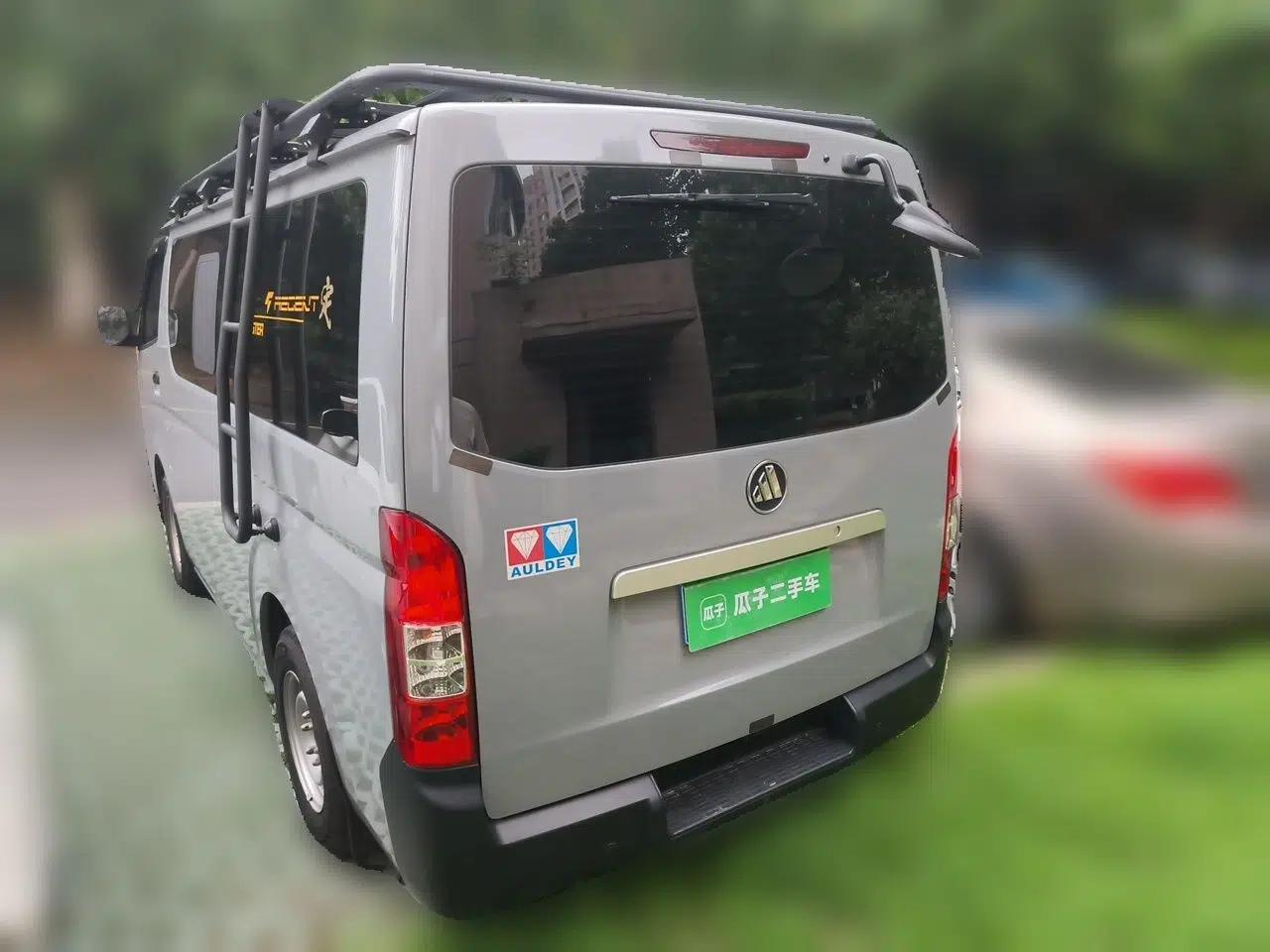 Foton Scenic G7 2.4-liter automatic 4-seat dedicated passenger vehicle — миниатюра 4