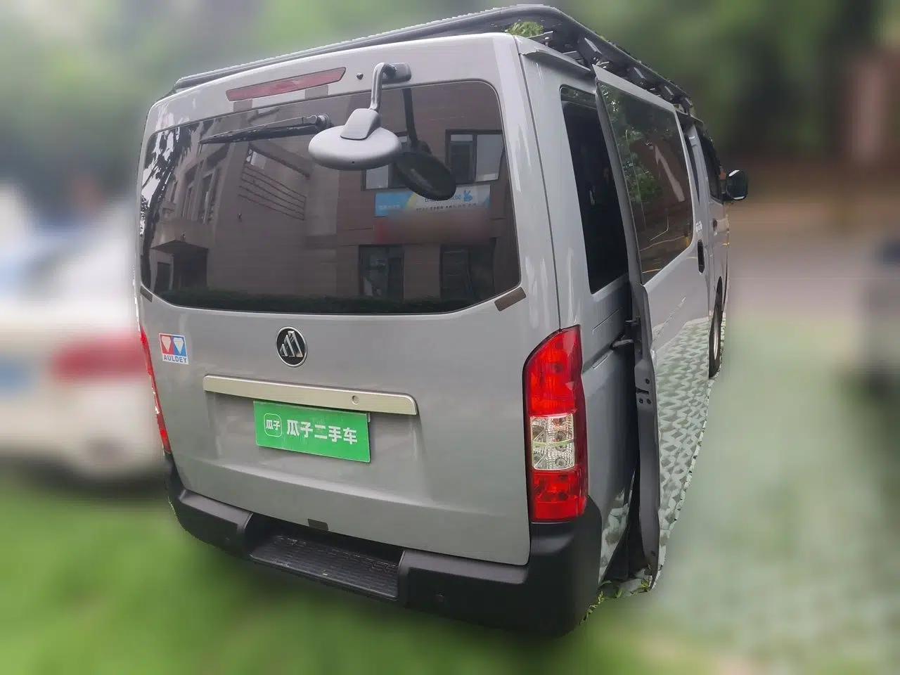 Foton Scenic G7 2.4-liter automatic 4-seat dedicated passenger vehicle — миниатюра 6