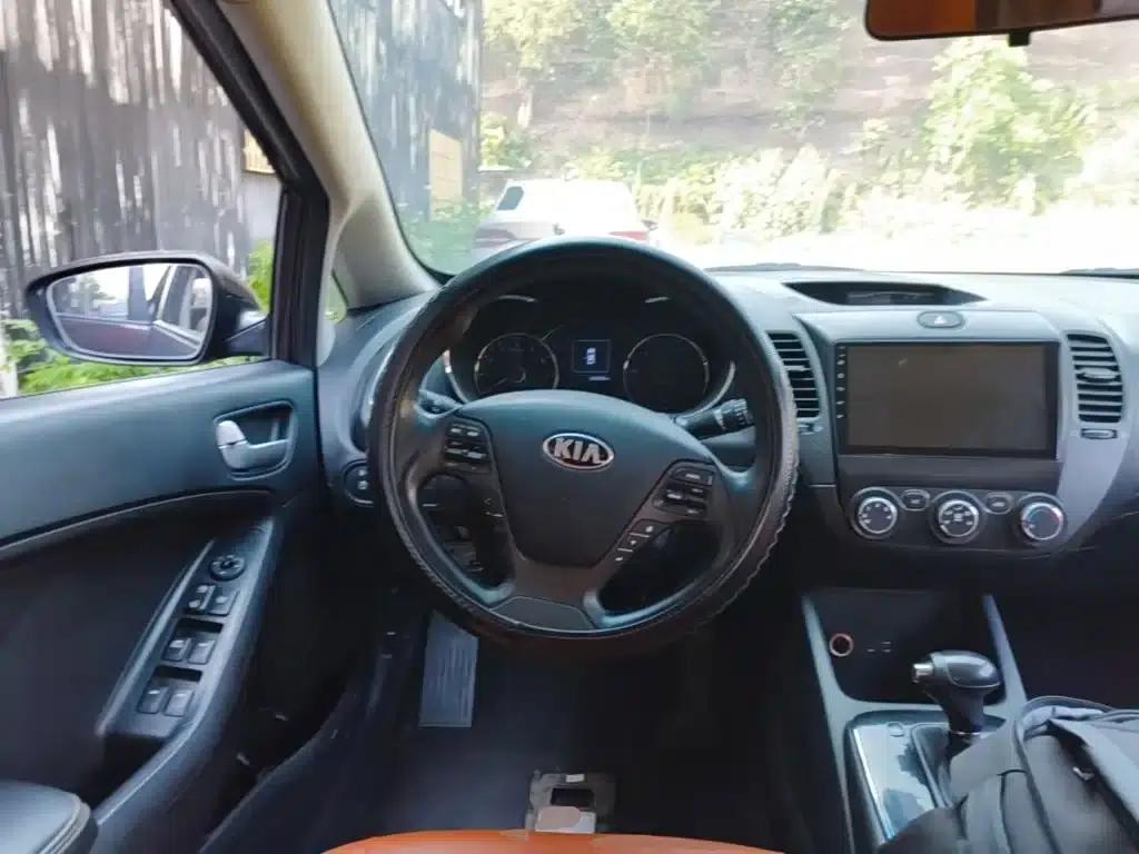 Kia K3 2016 1.6L Automatic GL — миниатюра 11