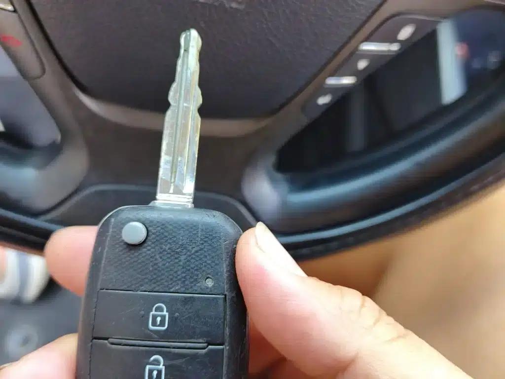 Kia K3 2016 1.6L Automatic GL — миниатюра 9