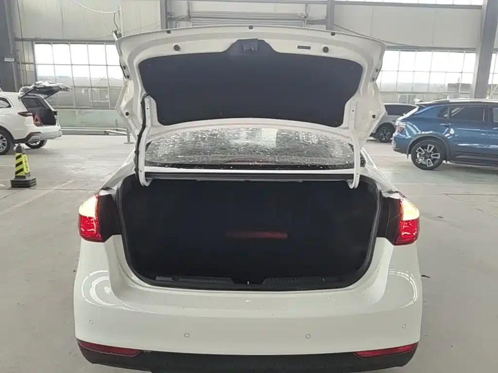 Kia K3 2016 1.6L Automatic GLS — миниатюра 19
