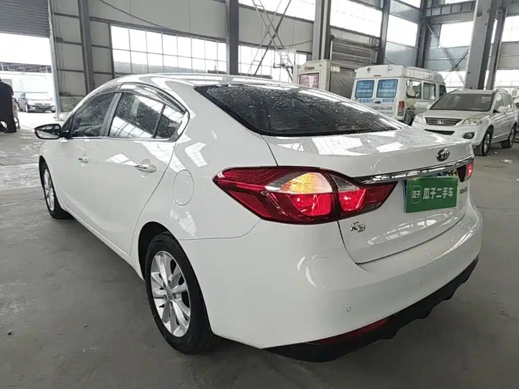 Kia K3 2016 1.6L Automatic GLS — миниатюра 5