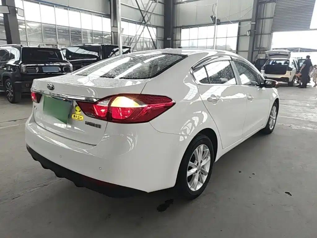 Kia K3 2016 1.6L Automatic GLS — миниатюра 7
