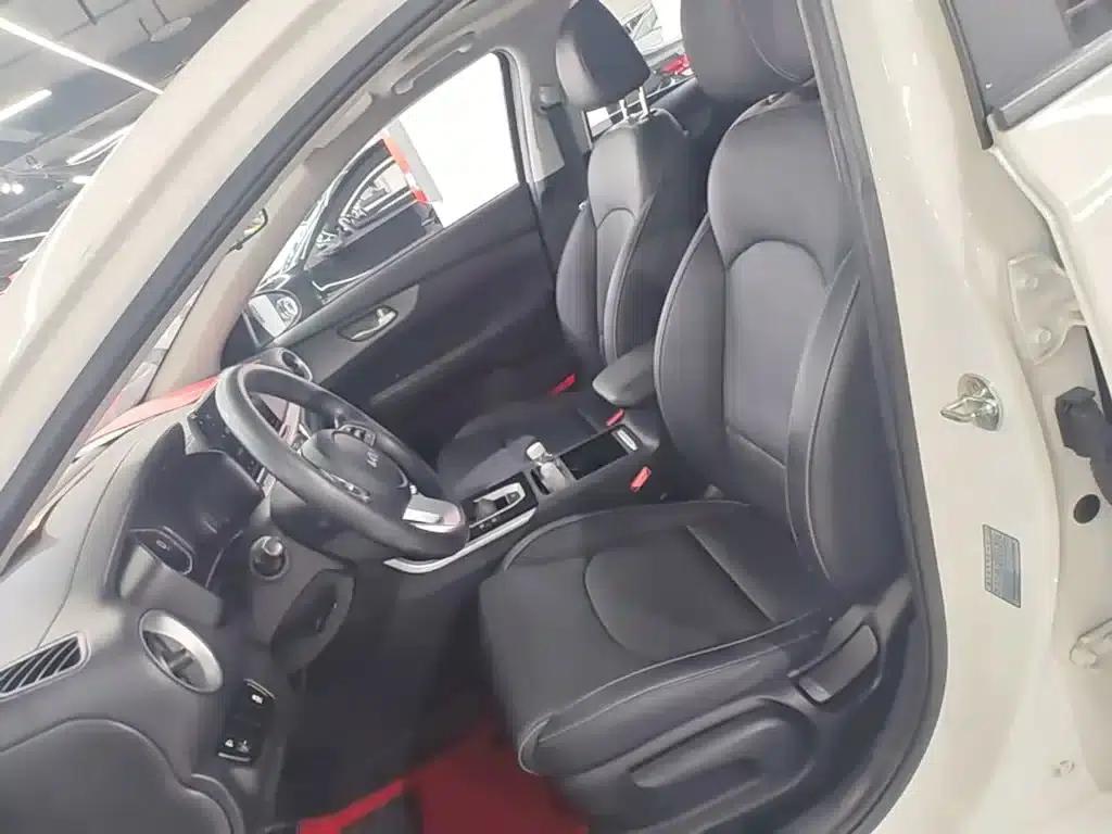 Kia K3 2021 1.5L CVT Youth Edition — миниатюра 15