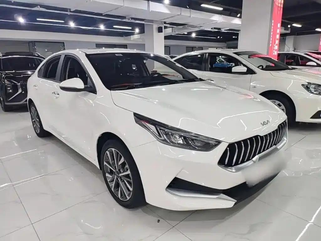 Kia K3 2021 1.5L CVT Youth Edition — миниатюра 4