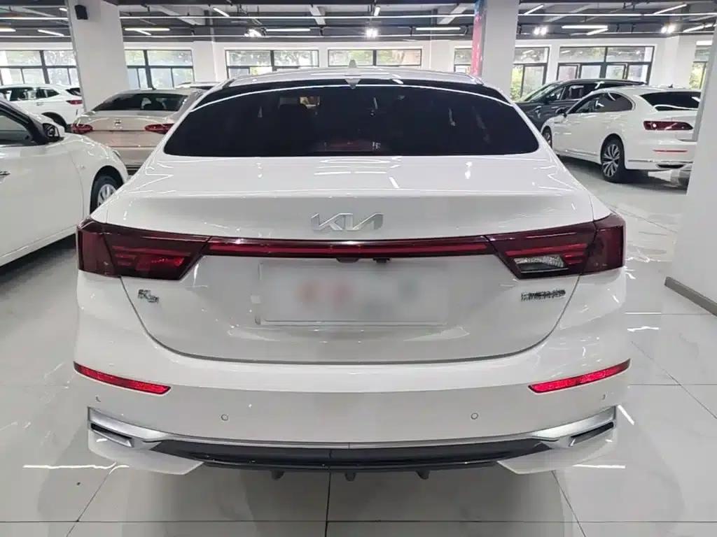 Kia K3 2021 1.5L CVT Youth Edition — миниатюра 6