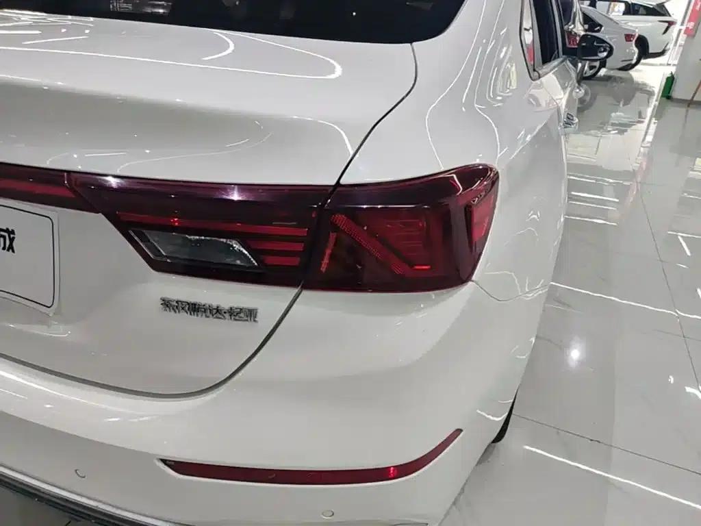 Kia K3 2021 1.5L CVT Youth Edition — миниатюра 8