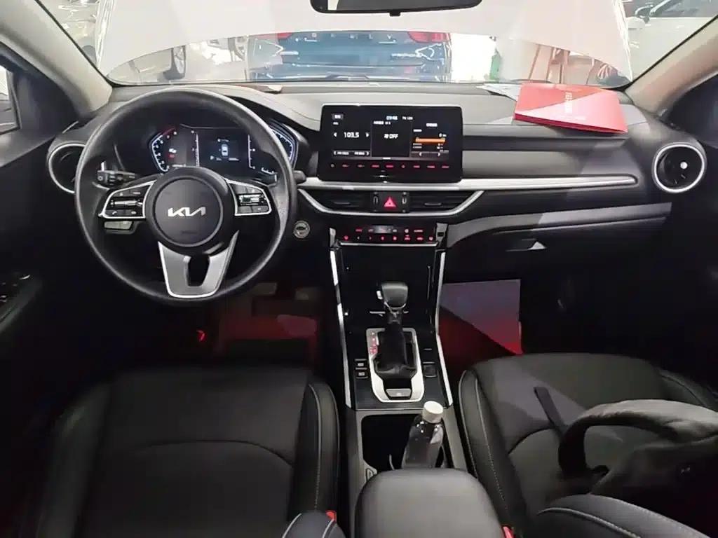 Kia K3 2021 1.5L CVT Youth Edition — миниатюра 10