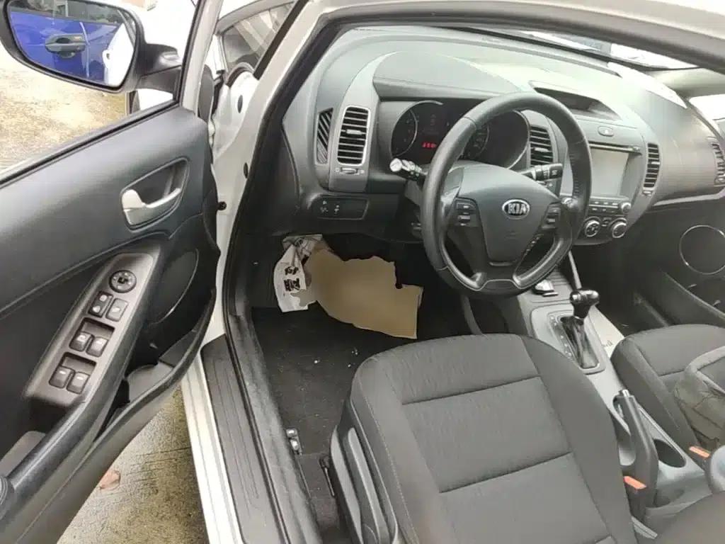 Kia K3 2015 1.6L Automatic GLS — миниатюра 16