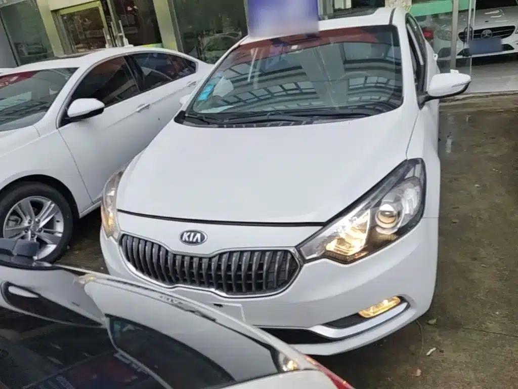 Kia K3 2015 1.6L Automatic GLS — миниатюра 3