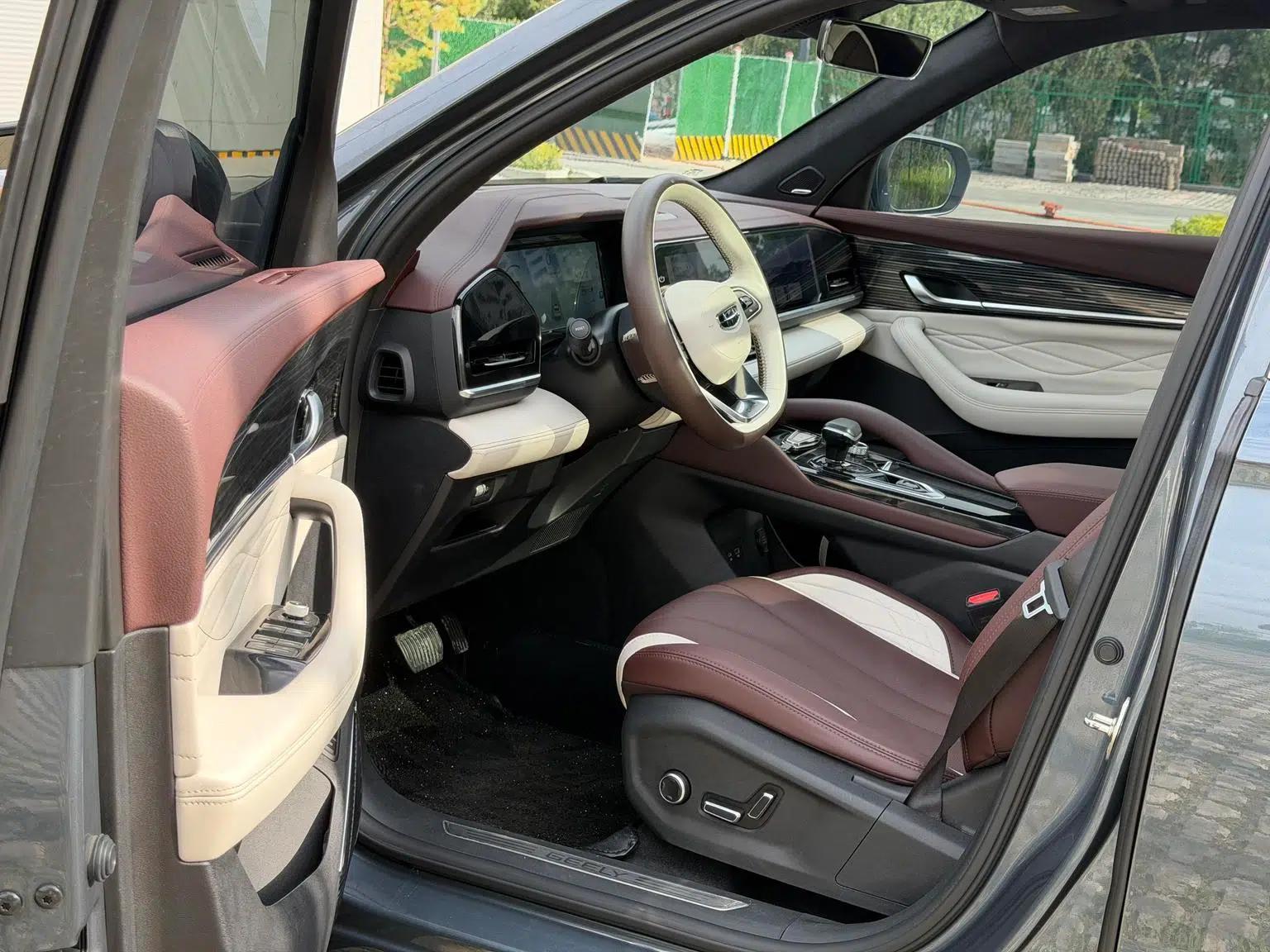 Geely Xingyue L 2021 2.0TD High-Power Automatic Four-Wheel Drive Flagship Edition — миниатюра 7