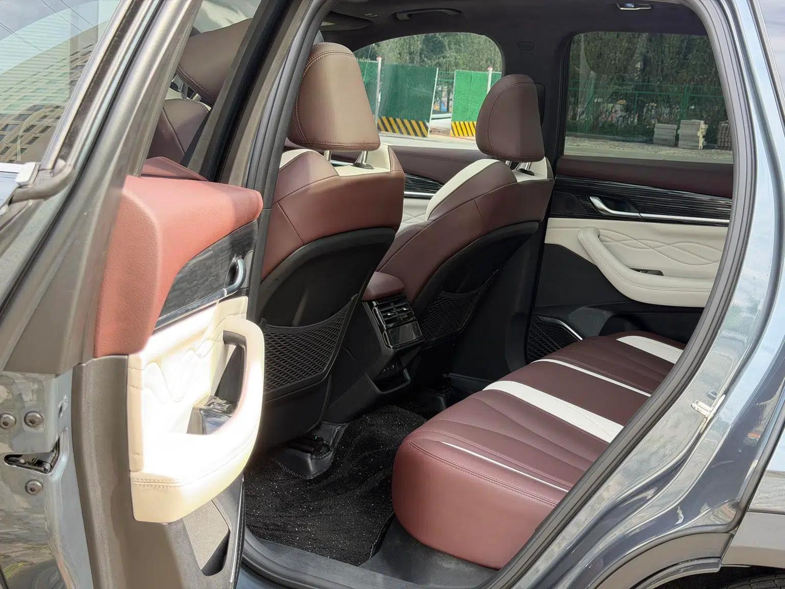 Geely Xingyue L 2021 2.0TD High-Power Automatic Four-Wheel Drive Flagship Edition — миниатюра 8