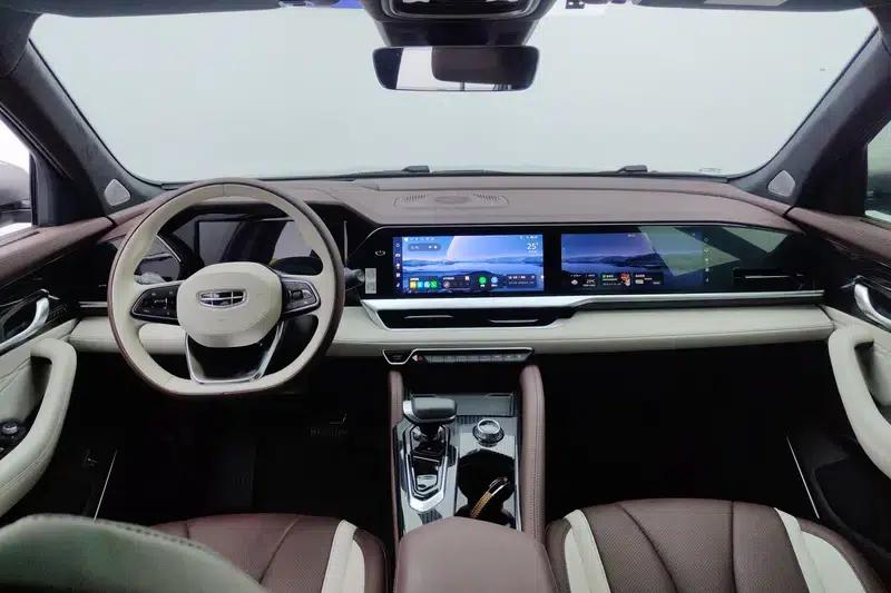 Geely Xingyue L 2023 2.0TD High-Power Automatic Two-Wheel Drive Flagship Edition — миниатюра 12