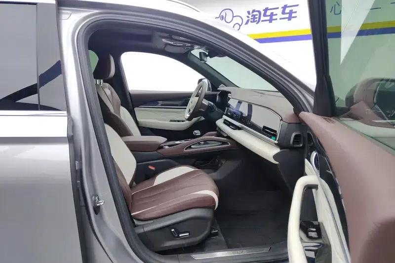 Geely Xingyue L 2023 2.0TD High-Power Automatic Two-Wheel Drive Flagship Edition — миниатюра 15