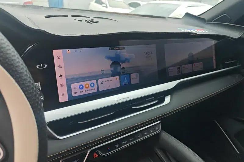 Geely Xingyue L 2024 2.0TD DCT EVO 2WD Long Wind Edition — миниатюра 12