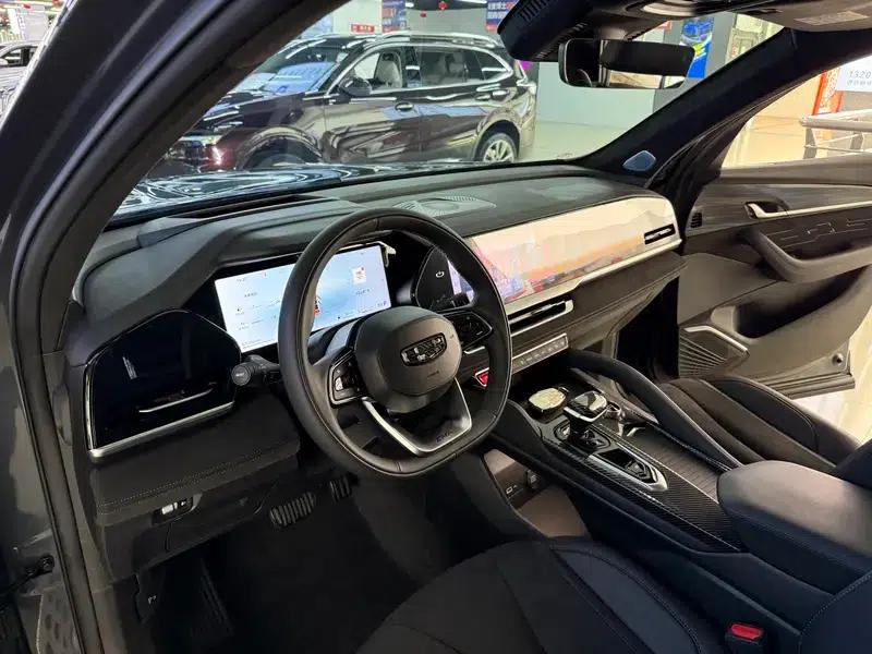 Geely Xingyue L 2024 2.0TD High-Power Automatic Two-Wheel Drive Sky Edition — миниатюра 7