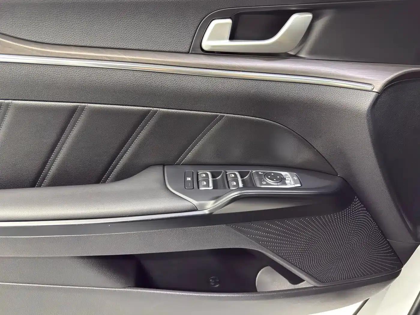 Kia K5 2021 270T CVVD Refresh Edition — миниатюра 17