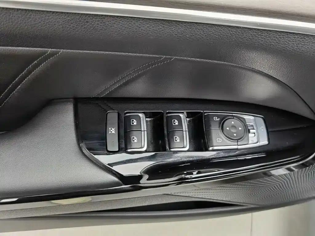 Kia K5 2021 270T CVVD Refresh Edition — миниатюра 9