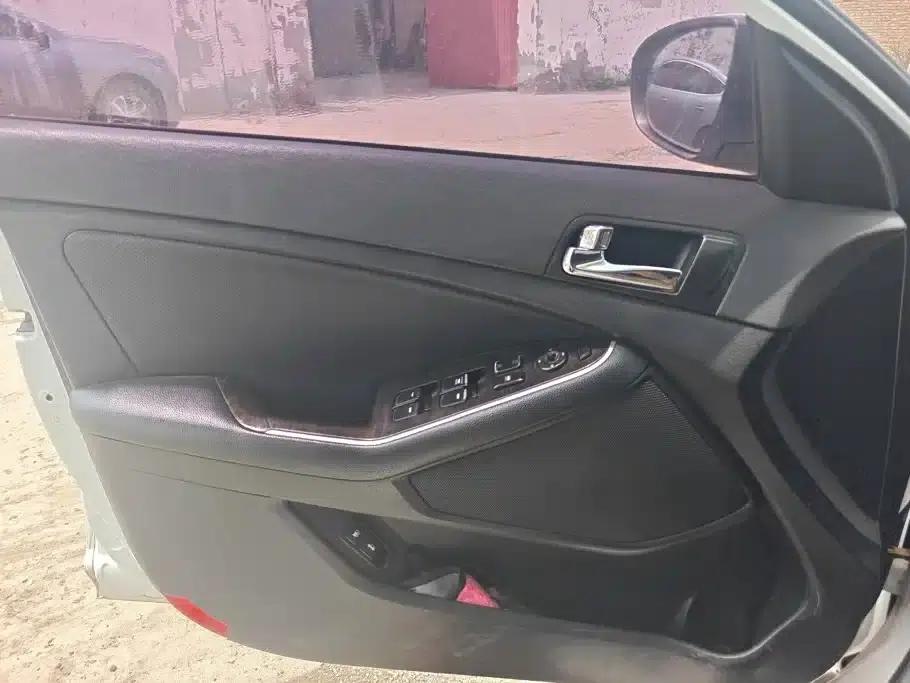 Kia K5 2014 2.0L Automatic GLS — миниатюра 7