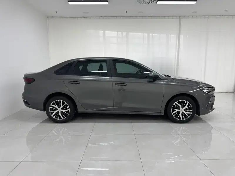 Geely Emgrand 2026 4 Millionth Anniversary Edition 1.5L CVT Superior Model — миниатюра 8
