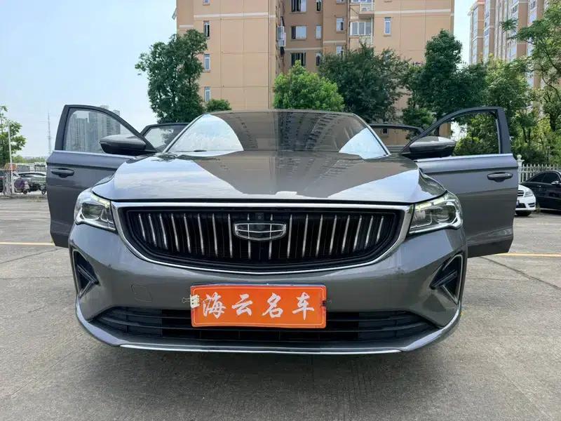 Geely Emgrand 2022 4th Generation 1.5L CVT Flagship Edition — миниатюра 12