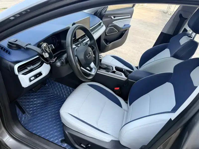 Geely Emgrand 2022 4th Generation 1.5L CVT Flagship Edition — миниатюра 21