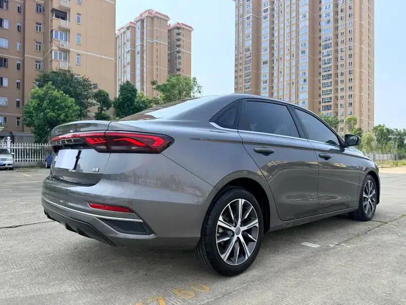 Geely Emgrand 2022 4th Generation 1.5L CVT Flagship Edition — миниатюра 7